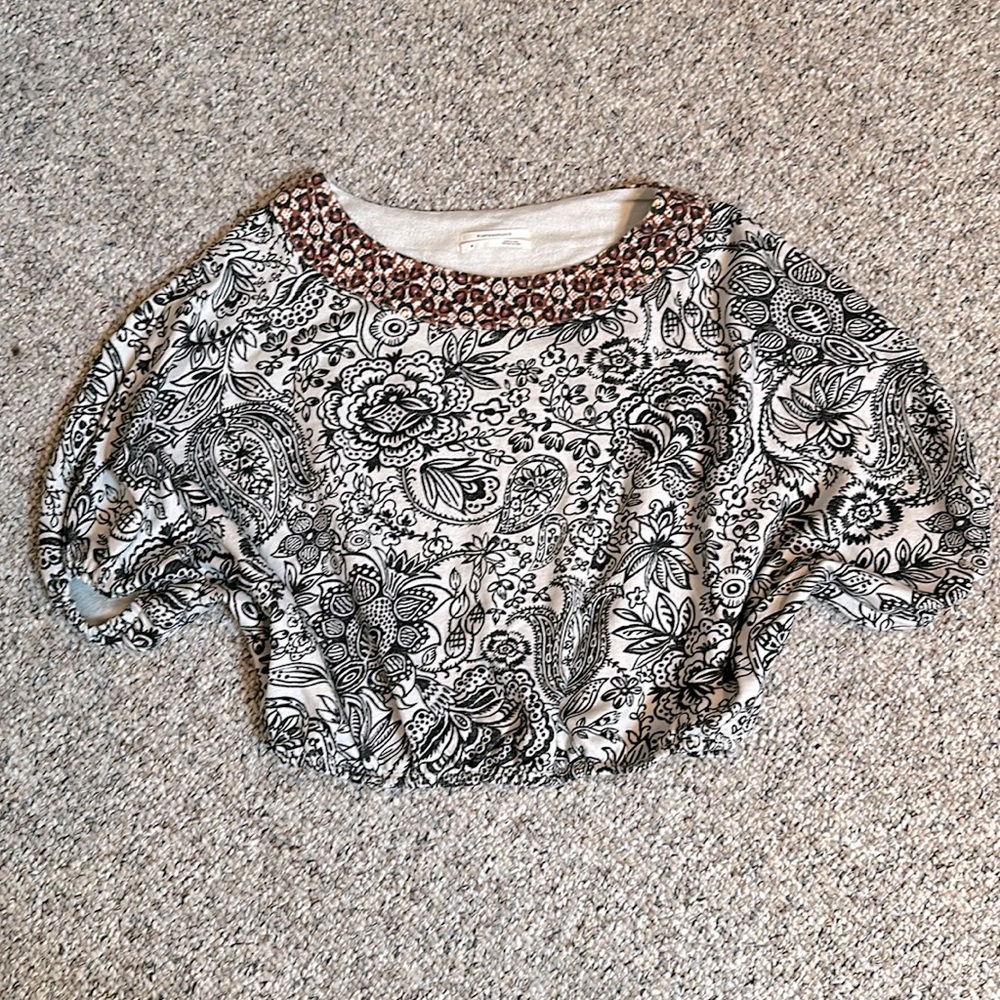 Anthropologie cropped knit top sz medium